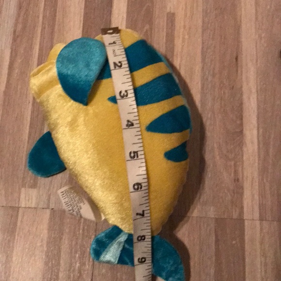 Dora Fish - Picture 9 of 9